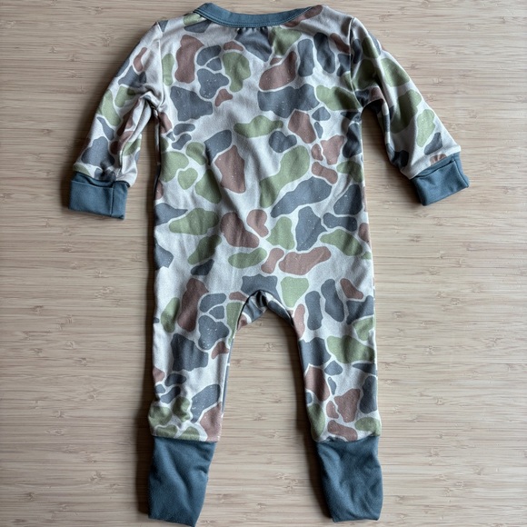 camo kids one piece zipper pajama - Picture 2 of 3